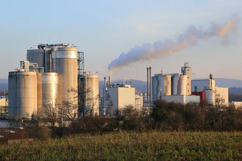 曲江帶遠傳磁翻板液位計安裝時要注意哪些問題